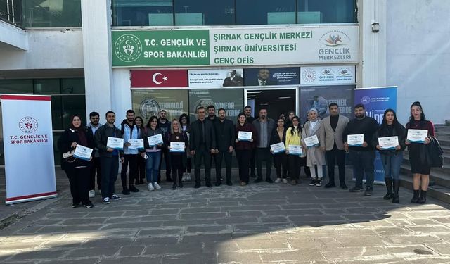 Şırnak’ta ÜNİDES Sertifika Programı Coşkusu