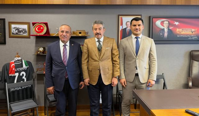 Cumhurbaşkanı rozet taktı, başkan TBMM’ye çıktı