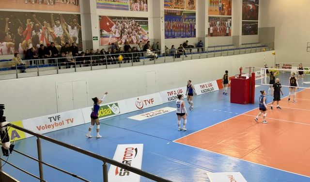 Milletvekili Tatar’dan Silopi Gelişim’e Tribün Desteği