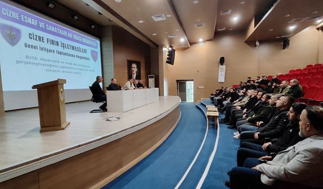 Cizre'de Fırıncılar toplandı “Ekmekte Fiyat Birliği Şart”