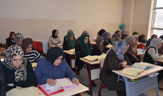 Ramazan'da kadınlardan mukabeleye yoğun ilgi