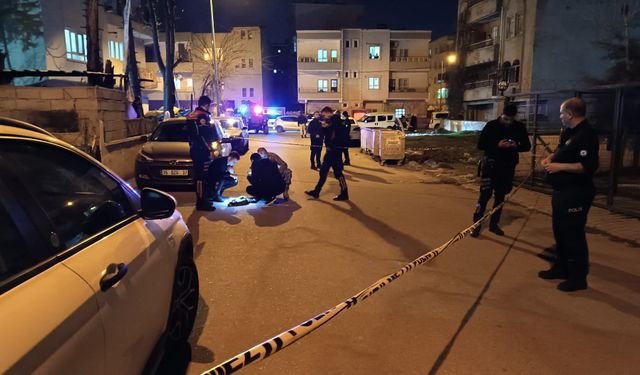 Silahla rastgele ateş açan şahıs, 2 kişiyi yaraladı