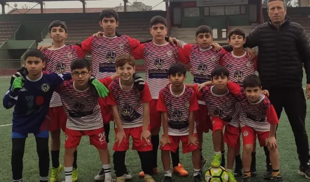 Cizre Belediyespor Akademi’den Dostluk Maçı