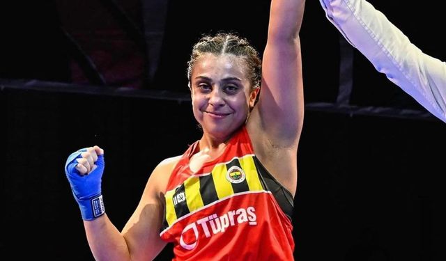 Kadın boksörler Türkiye şampiyonasında finalde
