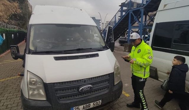 Silopi’de okul servis araçlarına denetim uygulaması