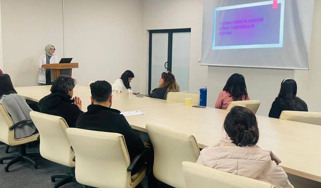 Uludere Devlet Hastanesi’nde Farkındalık Etkinliği