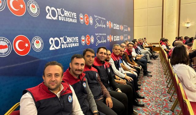 Eğitim-Bir-Sen 34’üncü iftihar yılını coşkuyla kutluyor