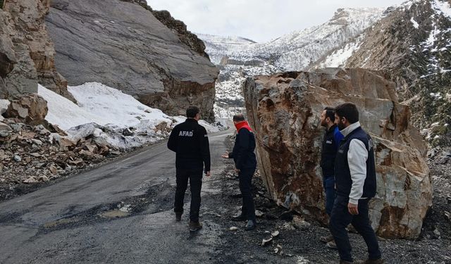 Şırnak’ta kaya düşme riskine karşı ıslah çalışmaları sürüyor