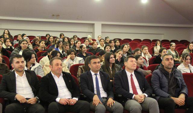 YKS Semineri “Son Viraj” Temasıyla Devam Ediyor