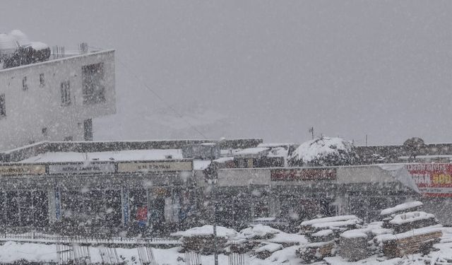 Hafta Sonuna Dikkat! Şırnak İçin "Kuvvetli Yağış" Uyarısı!