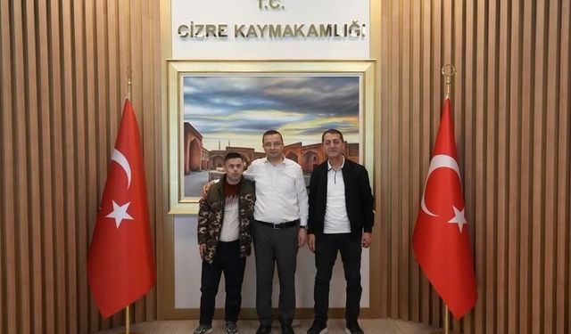 Cizre Kaymakamı, Down Sendromlu Genci Ağırladı