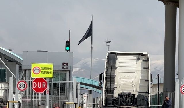 Bölge yasta sınır kapısı bu bayram sessizlik yaşıyor