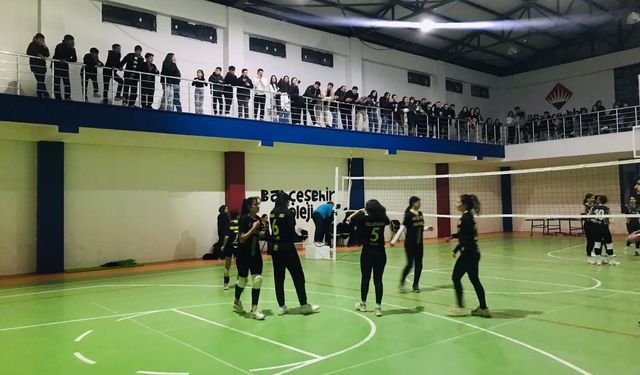 Silopi’de 8 Mart’a Özel Filede Anlamlı Turnuva