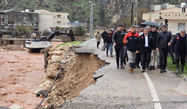 Kasrik Sel Felaketi Sonrası Vali Ekici’den İnceleme