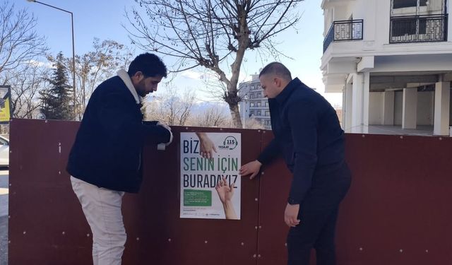 Yeşilay Şırnak Şubesi Afişlerle Bağımlılığı Anlatıyor