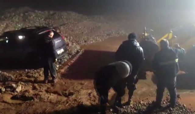 Şırnak’ta fırtına ağılı yıktı çok sayıda hayvan telef oldu