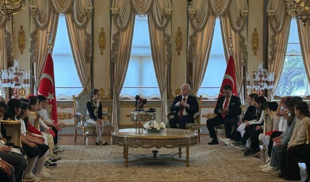 Şırnaklı Minik Öğrenci İstanbul Valilik Koltuğunda