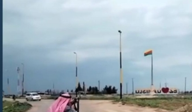 Rojava Bayrağına Saldırı Sonrası Kamışlo’da Gerilim