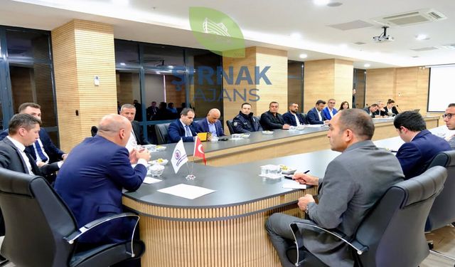 Şırnak’ta Eğitimciler Bursluluk Sınavı İçin Bir Araya Geldi