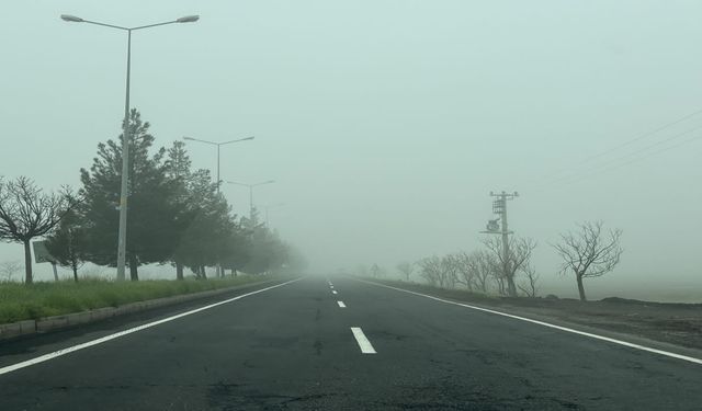 Sabah sisleri ulaşımda aksamalara neden oldu