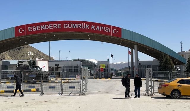 Esendere Sınır Kapısı’nda "güvenli geçiş" mesaisi sürüyor
