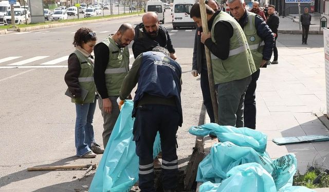 Yağmur Suyu Hatlarından Şoke Eden Görüntü: 270 Ton Çöp Temizlendi