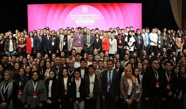 Mardinli Öğrencilerden GençTek Zirvesi’nde Çifte Başarı