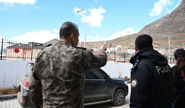 Müdür Sazak, sahada personelin talepleri dinlendi