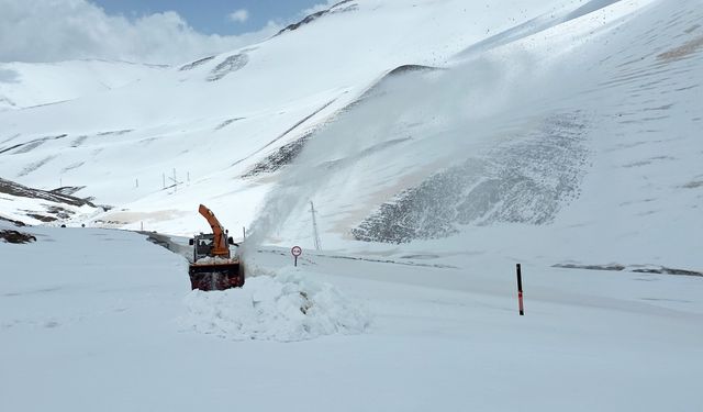 5 aydır kapalı olan yol açılıyor