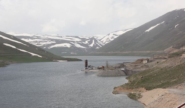Barajı çevresindeki köyler için 134 kilometrelik yeni yol