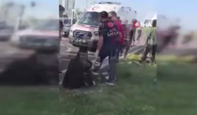 Şehir içi minibüs ile otomobil çarpıştı: 5 yaralı