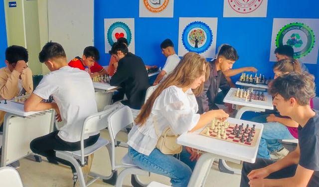 Silopi'de Gençler Şampiyonluk İçin Yarıştı