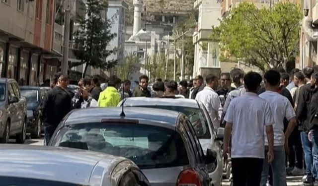 İki grup arasında kavga, 3 yaralı