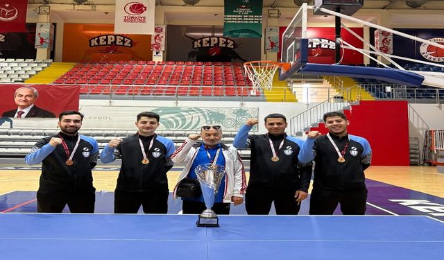 Şahinbey’den masa tenisinde tarihi zafer