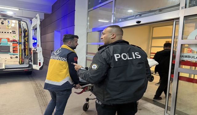 Hükümlü, hastanede kafasında bardak kırarak kendini yaraladı