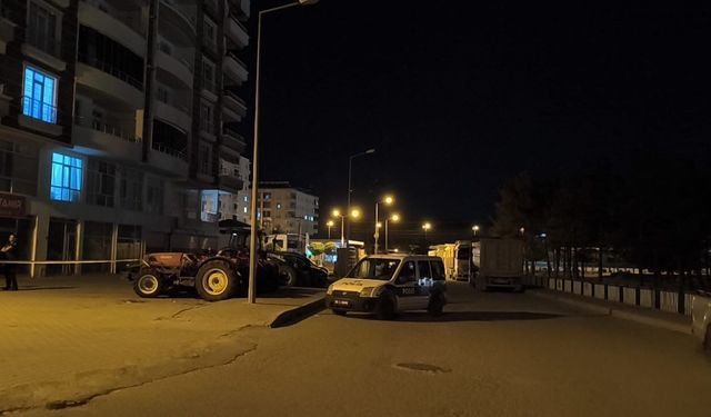 Komşu ilde yine silahlı kavga: Baba ve oğlu yaralandı