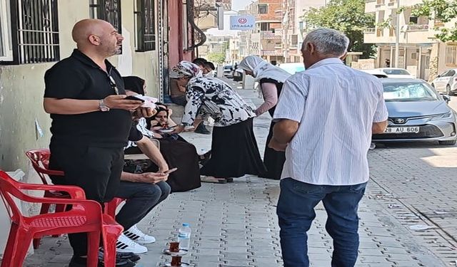 Silopi'de Velilere Çay ve Bayram Şekeri Desteği