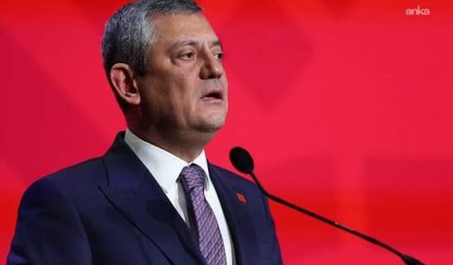 Özgür Özel'den Dikkat Çeken Çıkış: 'Yeni Parti' Geliyor