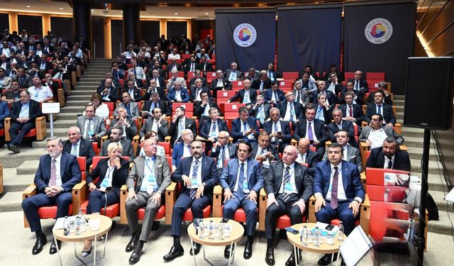 Şırnak TSO Başkanı Osman Geliş, finans zirvesine katıldı