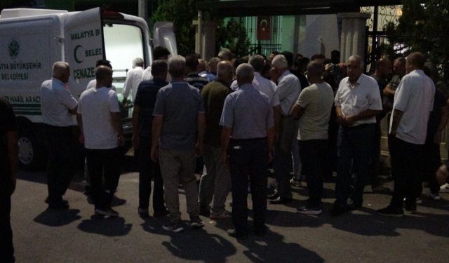 İş adamı evinde ölü bulundu