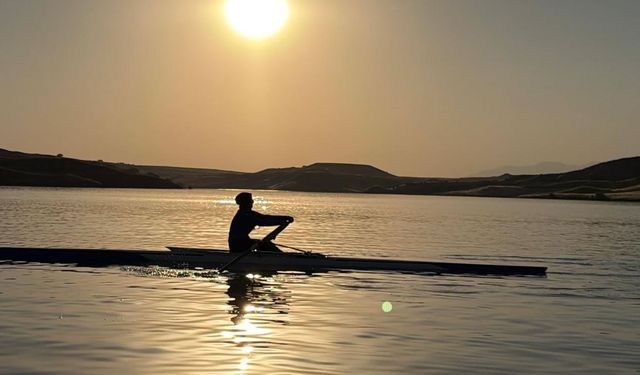 Depremzede Emine, hayata kürek çekerek tutundu