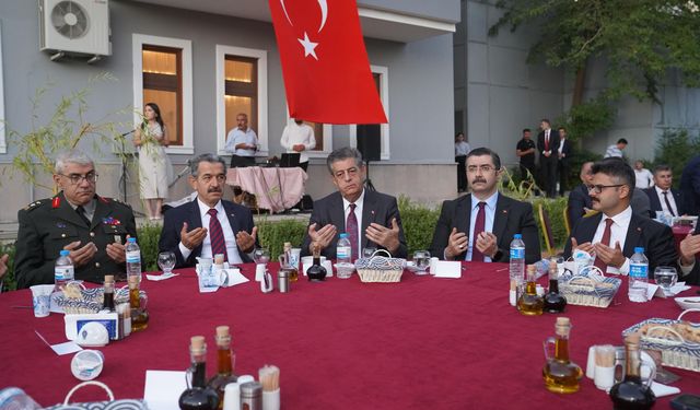 Şırnak’ta şehit ve gazi aileleri onuruna 30 Ağustos yemeği