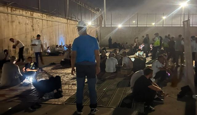 Habur’da Bekleyen Filistin Konvoyu’na MÜSİAD Desteği