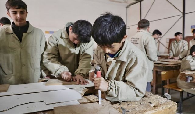 Fabrikaya dönüşen meslek liseleri, 71 milyonluk ciroya ulaştı
