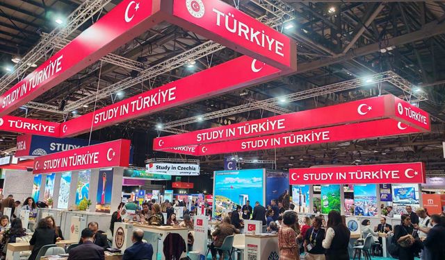 Dünya Çapındaki Üniversiterle Dev İşbirliği