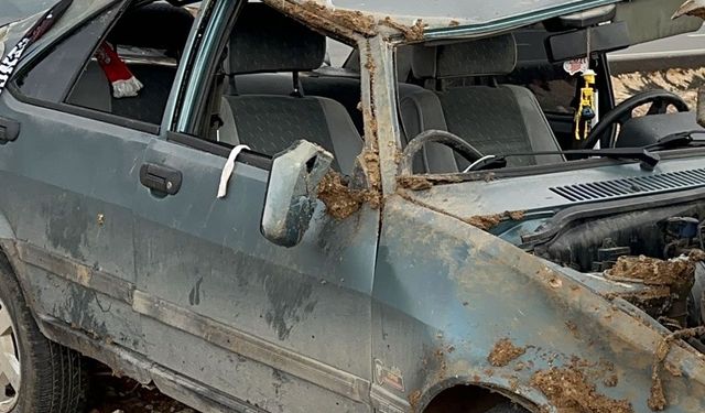 Tofaş marka araç takla attı 1 ölü