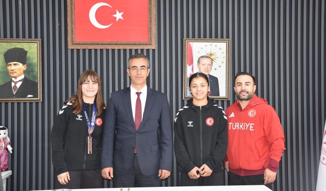 Şırnaklı sporculardan Fedai Din’e ziyaret