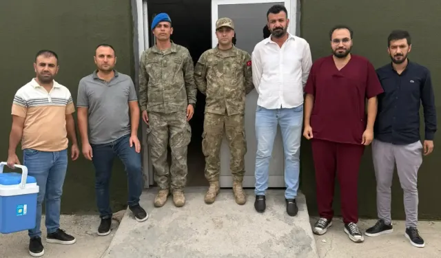Cizre’de Kışlada Aşı Uygulaması Yapıldı