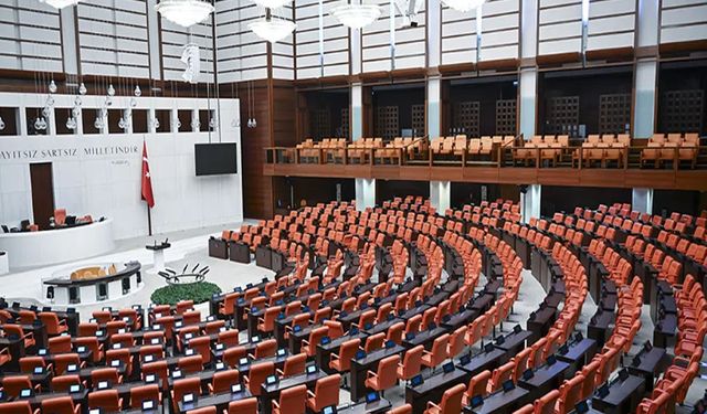 Meclis yeniden mesaiye başlıyor gündem yoğun