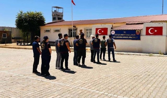 Haklarında kesinleşmiş hapis cezası bulunan 76 kişi yakalandı
